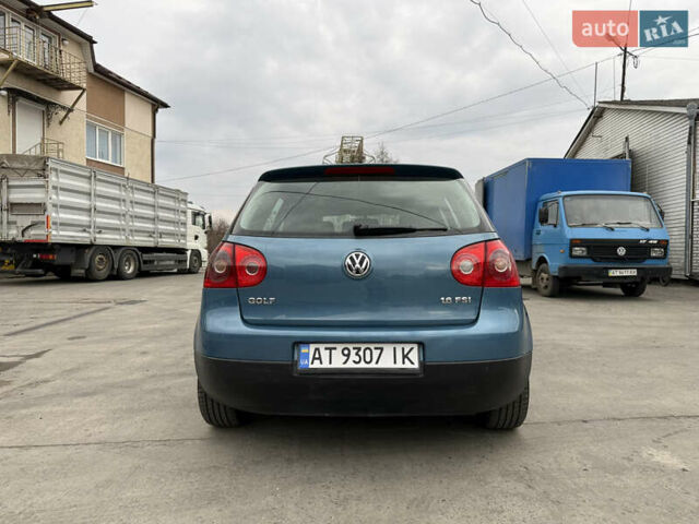Синий Фольксваген Гольф, объемом двигателя 1.6 л и пробегом 262 тыс. км за 5700 $, фото 4 на Automoto.ua