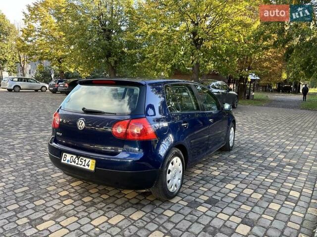 Синий Фольксваген Гольф, объемом двигателя 1.4 л и пробегом 250 тыс. км за 4600 $, фото 70 на Automoto.ua