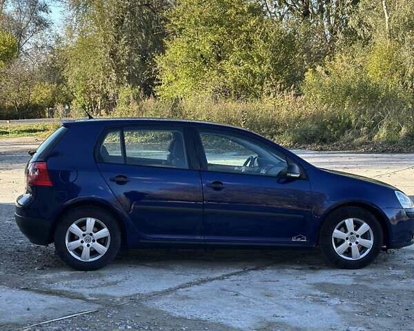 Синий Фольксваген Гольф, объемом двигателя 1.6 л и пробегом 206 тыс. км за 6200 $, фото 18 на Automoto.ua
