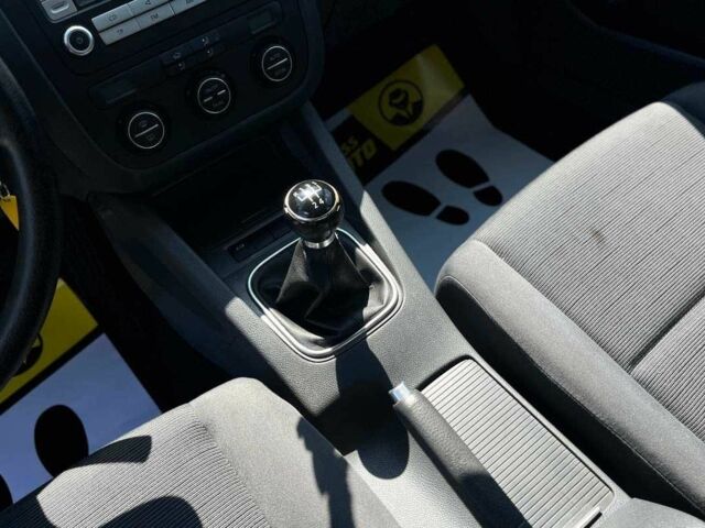 Синий Фольксваген Гольф, объемом двигателя 1.6 л и пробегом 188 тыс. км за 5500 $, фото 17 на Automoto.ua