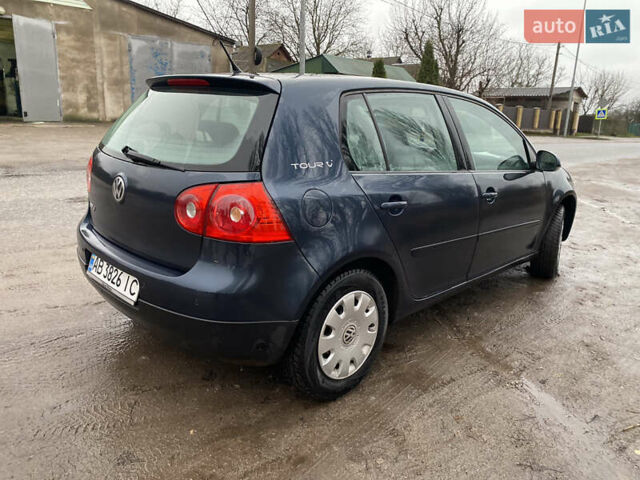 Синій Фольксваген Гольф, об'ємом двигуна 1.39 л та пробігом 309 тис. км за 4400 $, фото 6 на Automoto.ua