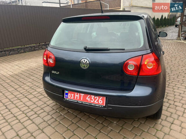 Синий Фольксваген Гольф, объемом двигателя 1.4 л и пробегом 174 тыс. км за 5950 $, фото 40 на Automoto.ua