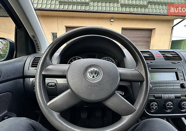 Синий Фольксваген Гольф, объемом двигателя 1.6 л и пробегом 154 тыс. км за 6346 $, фото 46 на Automoto.ua