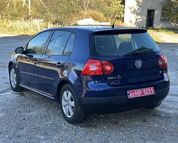 Синий Фольксваген Гольф, объемом двигателя 1.6 л и пробегом 206 тыс. км за 6200 $, фото 13 на Automoto.ua