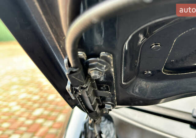 Синий Фольксваген Гольф, объемом двигателя 1.6 л и пробегом 154 тыс. км за 6346 $, фото 92 на Automoto.ua