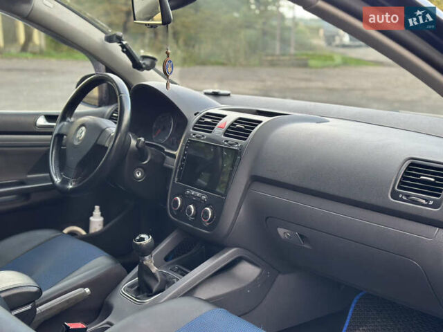 Синій Фольксваген Гольф, об'ємом двигуна 1.97 л та пробігом 360 тис. км за 3750 $, фото 7 на Automoto.ua