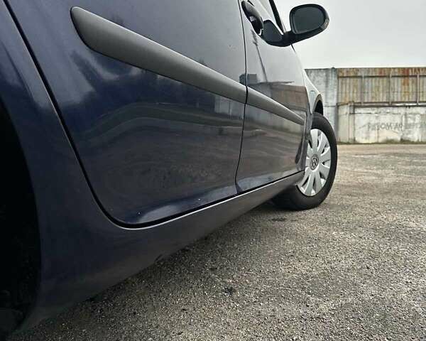 Синий Фольксваген Гольф, объемом двигателя 1.4 л и пробегом 210 тыс. км за 5500 $, фото 7 на Automoto.ua