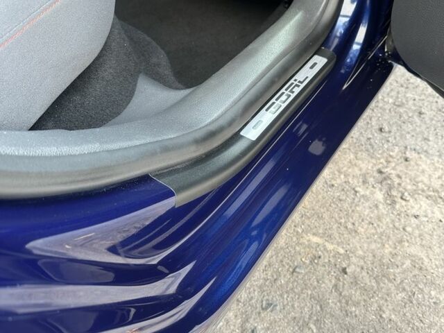 Синий Фольксваген Гольф, объемом двигателя 1.6 л и пробегом 190 тыс. км за 5899 $, фото 12 на Automoto.ua