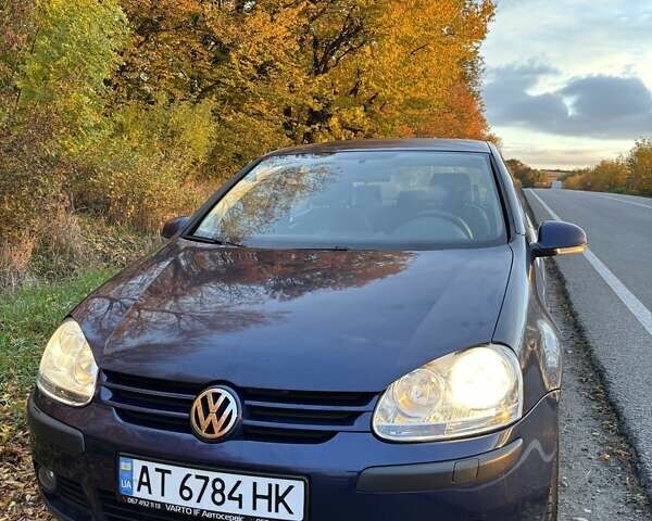 Синій Фольксваген Гольф, об'ємом двигуна 1.6 л та пробігом 321 тис. км за 6000 $, фото 1 на Automoto.ua