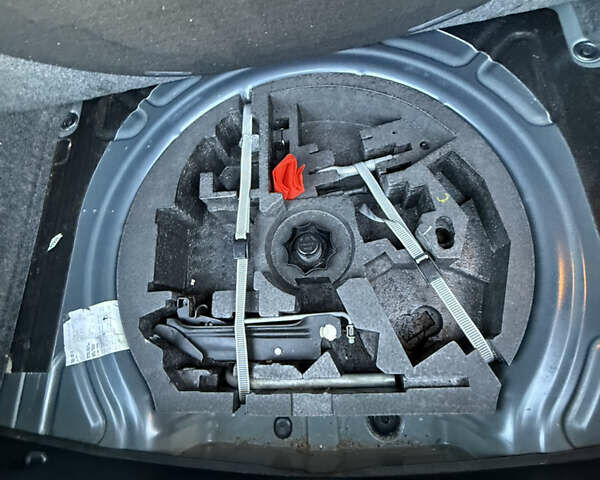 Синий Фольксваген Гольф, объемом двигателя 1.4 л и пробегом 180 тыс. км за 5500 $, фото 24 на Automoto.ua