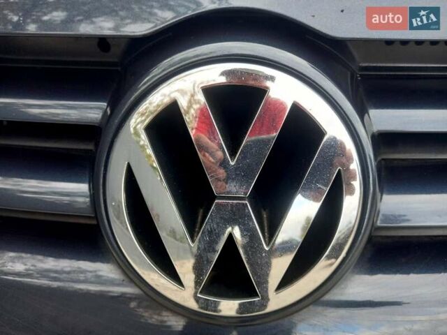 Синий Фольксваген Гольф, объемом двигателя 1.6 л и пробегом 206 тыс. км за 6300 $, фото 68 на Automoto.ua