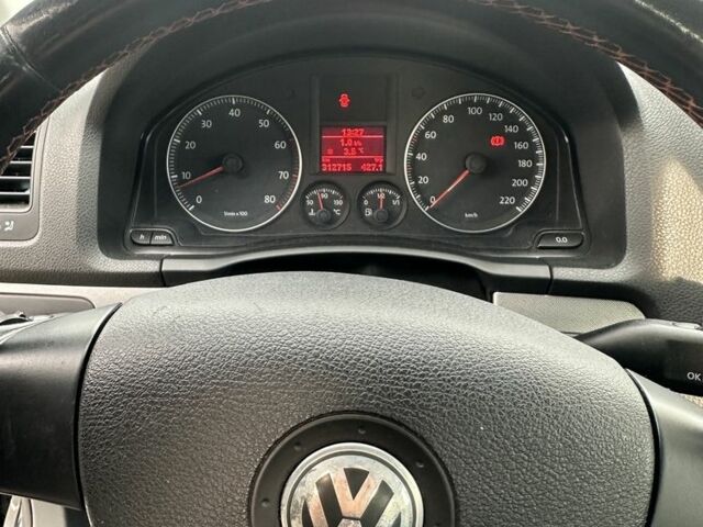 Синий Фольксваген Гольф, объемом двигателя 1.4 л и пробегом 315 тыс. км за 6300 $, фото 6 на Automoto.ua