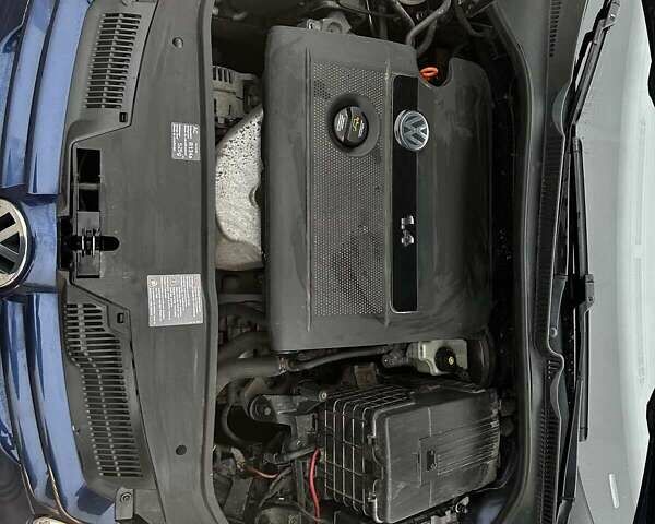 Синий Фольксваген Гольф, объемом двигателя 1.4 л и пробегом 210 тыс. км за 5500 $, фото 14 на Automoto.ua