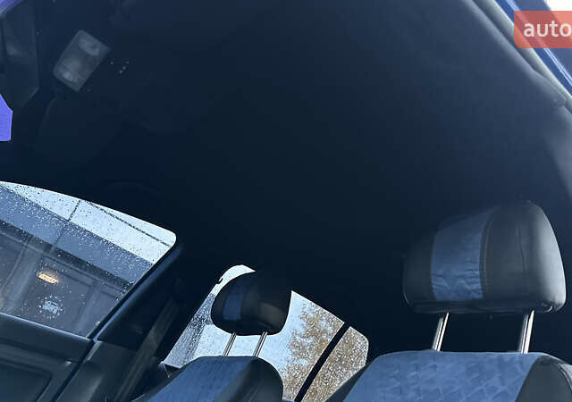 Фольксваген Гольф 2006 в Полтаве на Automoto.ua Синий Фольксваген Гольф, объемом двигателя 1.6 л и пробегом 175 тыс. км за 6400 $, фото 12 на Automoto.ua