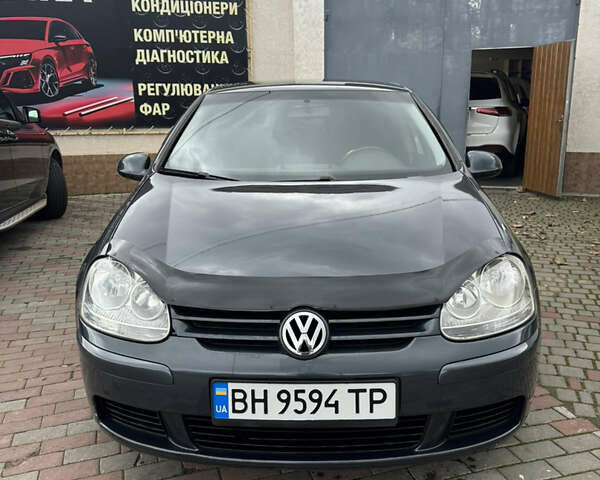Синий Фольксваген Гольф, объемом двигателя 1.39 л и пробегом 261 тыс. км за 4750 $, фото 2 на Automoto.ua