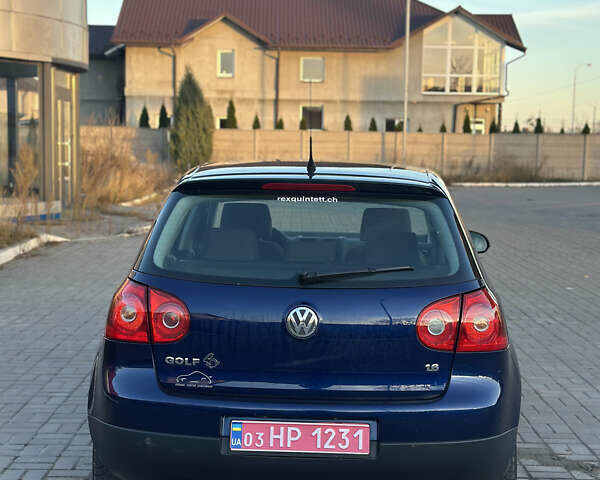 Синий Фольксваген Гольф, объемом двигателя 1.6 л и пробегом 206 тыс. км за 5950 $, фото 10 на Automoto.ua