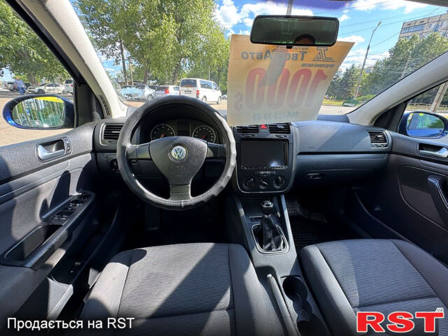 Синій Фольксваген Гольф, об'ємом двигуна 1.4 л та пробігом 245 тис. км за 6400 $, фото 9 на Automoto.ua