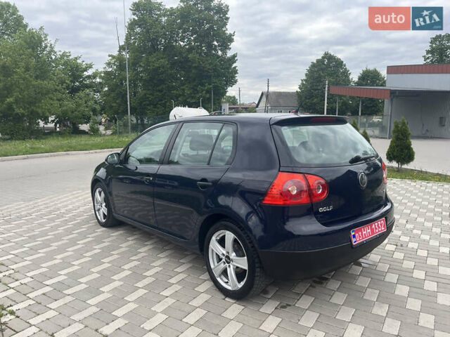 Синій Фольксваген Гольф, об'ємом двигуна 1.6 л та пробігом 228 тис. км за 5650 $, фото 4 на Automoto.ua