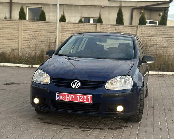 Синий Фольксваген Гольф, объемом двигателя 1.6 л и пробегом 206 тыс. км за 5950 $, фото 56 на Automoto.ua