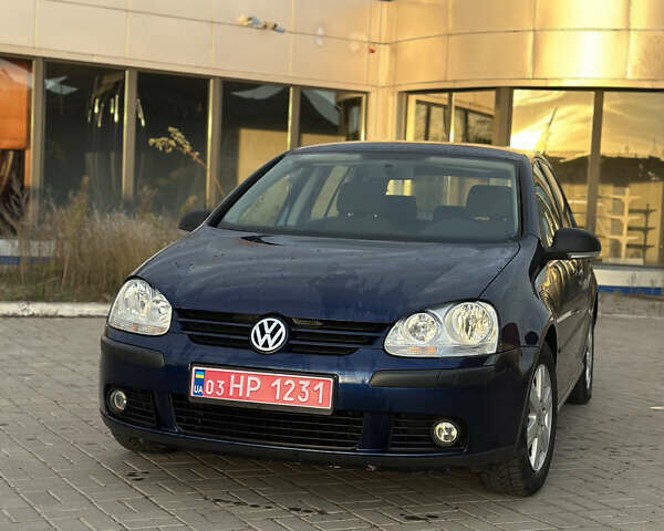 Синий Фольксваген Гольф, объемом двигателя 1.6 л и пробегом 206 тыс. км за 5950 $, фото 88 на Automoto.ua