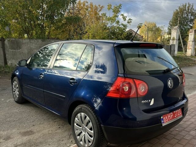 Синий Фольксваген Гольф, объемом двигателя 1.6 л и пробегом 190 тыс. км за 5899 $, фото 4 на Automoto.ua