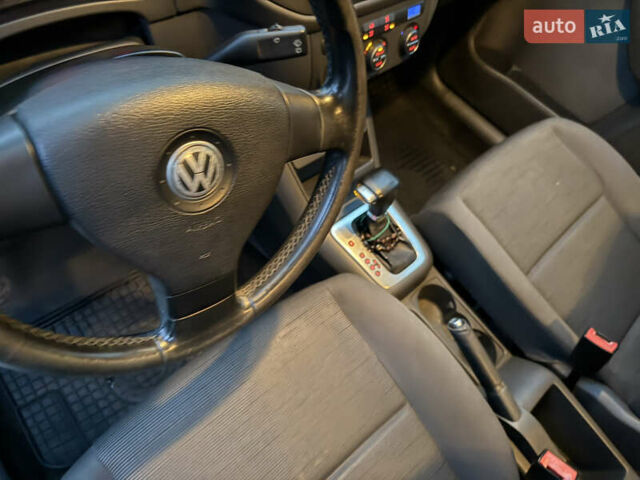 Синій Фольксваген Гольф, об'ємом двигуна 1.6 л та пробігом 169 тис. км за 6300 $, фото 8 на Automoto.ua