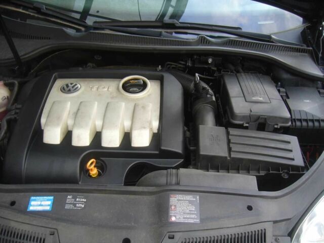 Синий Фольксваген Гольф, объемом двигателя 1.9 л и пробегом 254 тыс. км за 1650 $, фото 9 на Automoto.ua