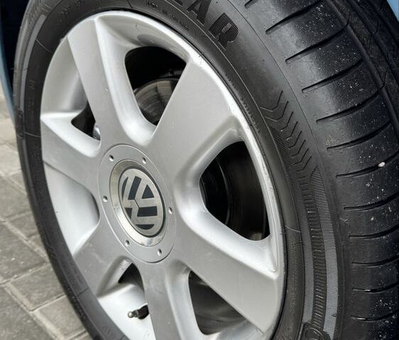 Синій Фольксваген Гольф, об'ємом двигуна 1.6 л та пробігом 249 тис. км за 7900 $, фото 20 на Automoto.ua