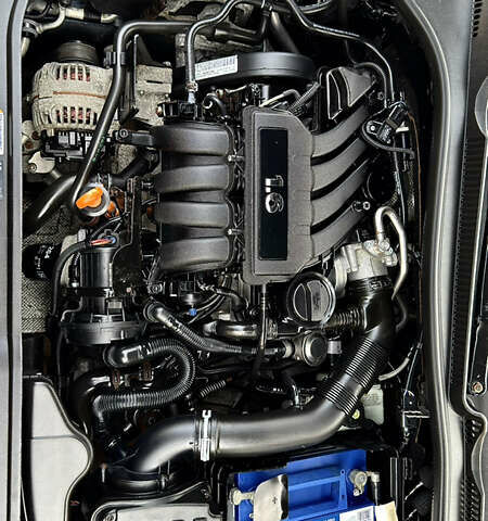 Синий Фольксваген Гольф, объемом двигателя 1.6 л и пробегом 154 тыс. км за 6346 $, фото 87 на Automoto.ua