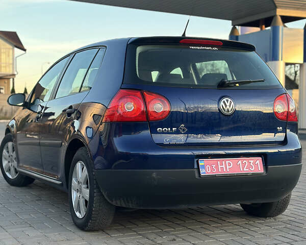 Синий Фольксваген Гольф, объемом двигателя 1.6 л и пробегом 206 тыс. км за 5950 $, фото 22 на Automoto.ua