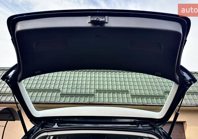 Синий Фольксваген Гольф, объемом двигателя 1.6 л и пробегом 154 тыс. км за 6346 $, фото 18 на Automoto.ua