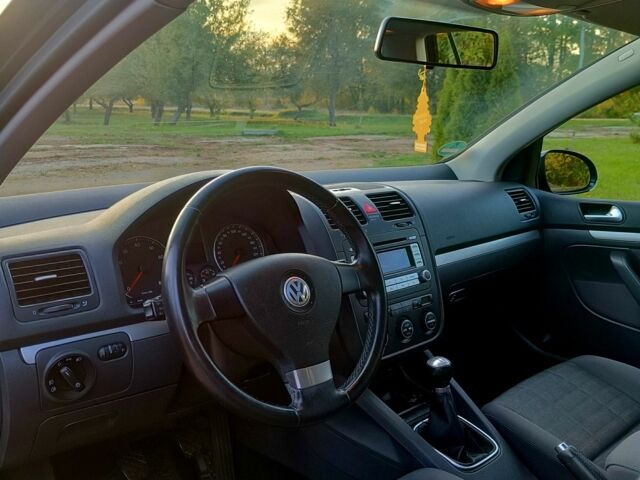 Синий Фольксваген Гольф, объемом двигателя 0 л и пробегом 178 тыс. км за 6700 $, фото 4 на Automoto.ua