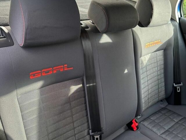 Синий Фольксваген Гольф, объемом двигателя 0 л и пробегом 204 тыс. км за 5999 $, фото 20 на Automoto.ua