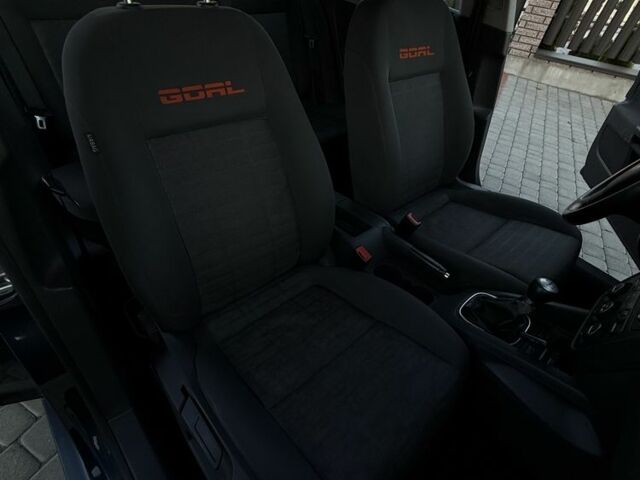 Синий Фольксваген Гольф, объемом двигателя 1.4 л и пробегом 183 тыс. км за 5300 $, фото 19 на Automoto.ua