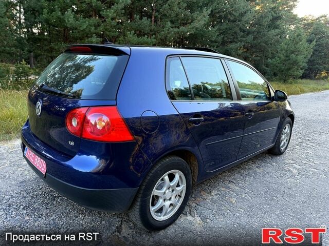 Синій Фольксваген Гольф, об'ємом двигуна 1.6 л та пробігом 196 тис. км за 4950 $, фото 4 на Automoto.ua