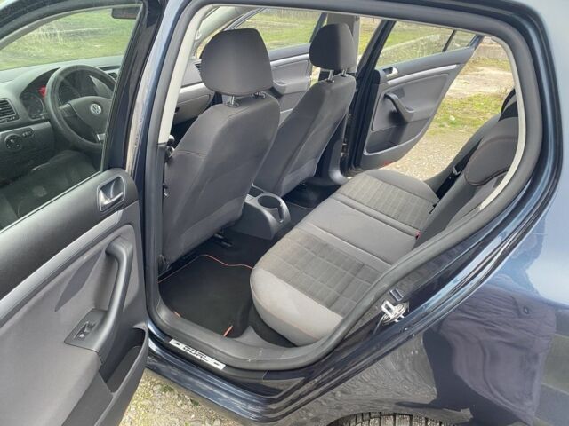 Синій Фольксваген Гольф, об'ємом двигуна 1.6 л та пробігом 173 тис. км за 6650 $, фото 8 на Automoto.ua