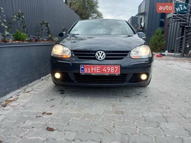 Синий Фольксваген Гольф, объемом двигателя 1.6 л и пробегом 206 тыс. км за 6300 $, фото 16 на Automoto.ua