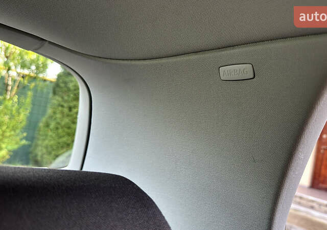 Синий Фольксваген Гольф, объемом двигателя 1.6 л и пробегом 154 тыс. км за 6346 $, фото 68 на Automoto.ua