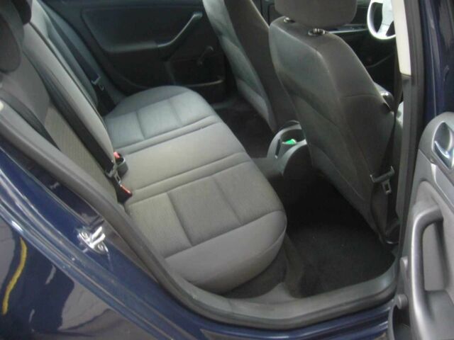 Синий Фольксваген Гольф, объемом двигателя 1.9 л и пробегом 199 тыс. км за 1650 $, фото 16 на Automoto.ua