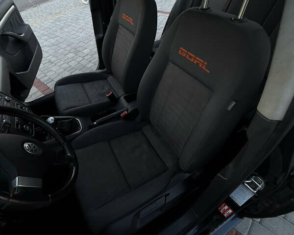 Синий Фольксваген Гольф, объемом двигателя 1.4 л и пробегом 180 тыс. км за 5500 $, фото 20 на Automoto.ua