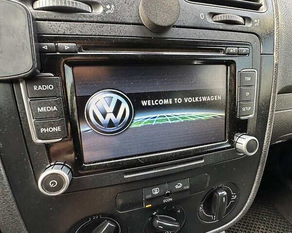 Синий Фольксваген Гольф, объемом двигателя 1.39 л и пробегом 261 тыс. км за 4100 $, фото 5 на Automoto.ua