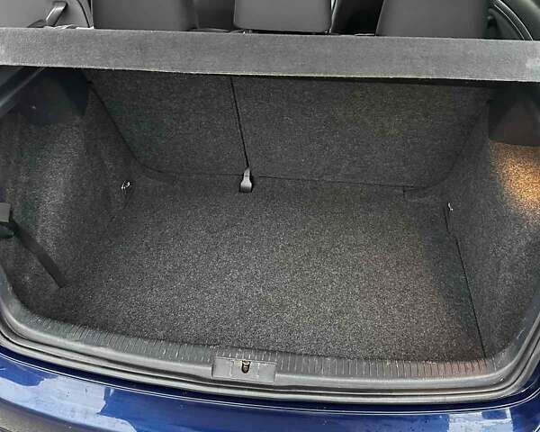 Синий Фольксваген Гольф, объемом двигателя 1.4 л и пробегом 210 тыс. км за 5500 $, фото 15 на Automoto.ua