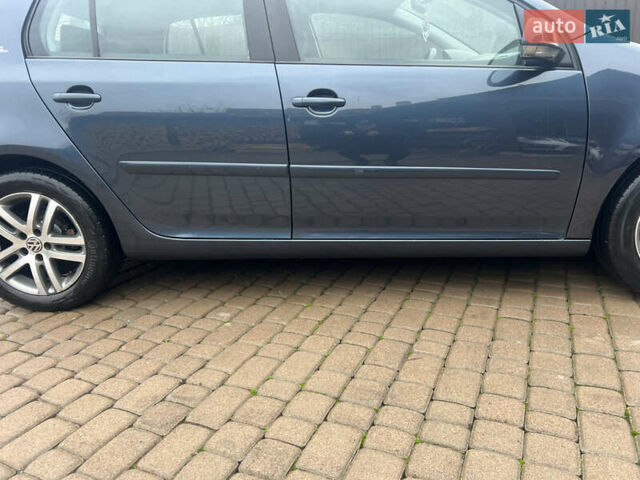 Синий Фольксваген Гольф, объемом двигателя 1.4 л и пробегом 174 тыс. км за 5950 $, фото 36 на Automoto.ua