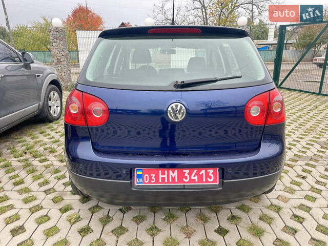 Синий Фольксваген Гольф, объемом двигателя 1.6 л и пробегом 230 тыс. км за 6200 $, фото 4 на Automoto.ua