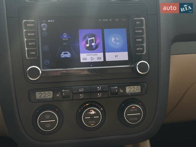 Синий Фольксваген Гольф, объемом двигателя 1.6 л и пробегом 176 тыс. км за 6900 $, фото 22 на Automoto.ua