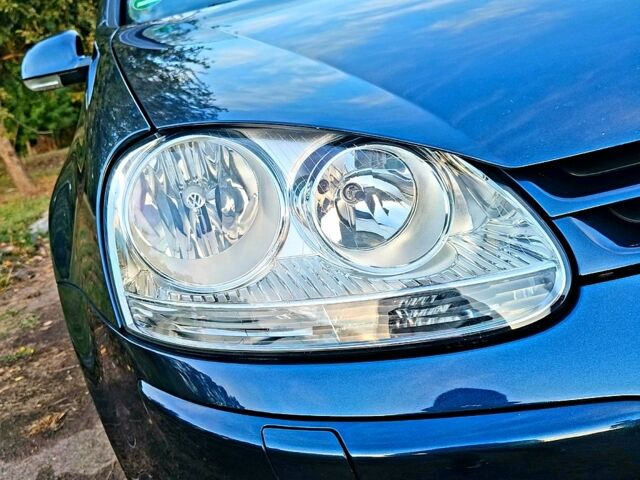 Синий Фольксваген Гольф, объемом двигателя 1.6 л и пробегом 178 тыс. км за 6700 $, фото 1 на Automoto.ua