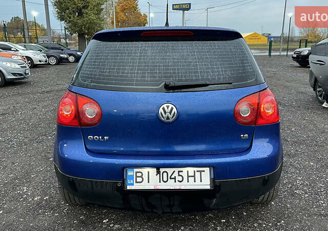 Фольксваген Гольф 2006 в Полтаве на Automoto.ua Синий Фольксваген Гольф, объемом двигателя 1.6 л и пробегом 175 тыс. км за 6400 $, фото 3 на Automoto.ua