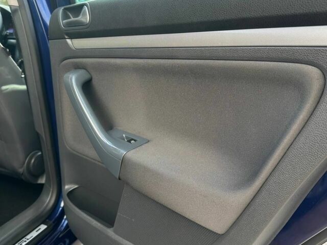 Синий Фольксваген Гольф, объемом двигателя 0 л и пробегом 204 тыс. км за 5999 $, фото 19 на Automoto.ua