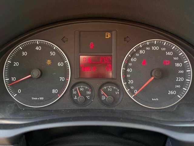 Синий Фольксваген Гольф, объемом двигателя 1.6 л и пробегом 188 тыс. км за 5500 $, фото 11 на Automoto.ua