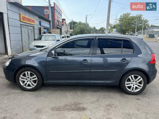 Синий Фольксваген Гольф, объемом двигателя 1.39 л и пробегом 261 тыс. км за 4100 $, фото 1 на Automoto.ua